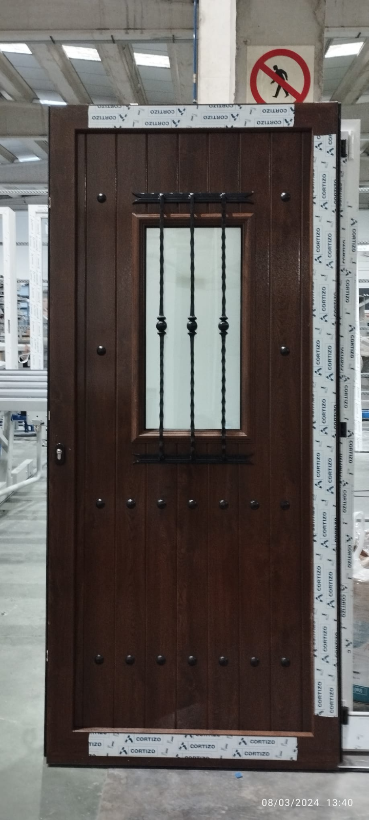 Puerta de PVC Modelo 01
